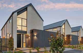 1/13 Lees Road, Strowan