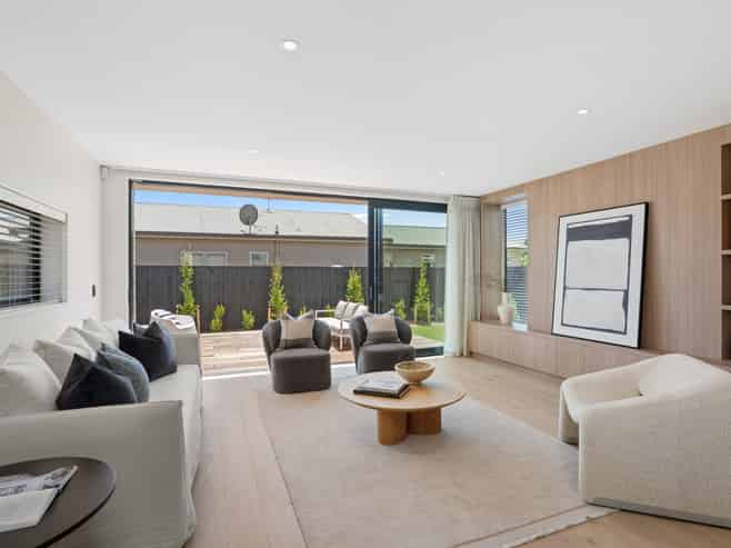 1/13 Lees Road, Strowan