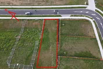 10 Grand Ridge Avenue, Flat Bush