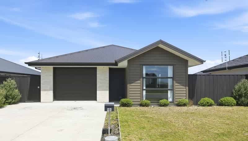 96 Broadway Parade, Rolleston