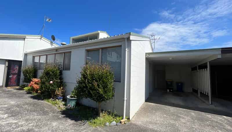 2/40 Bodi Place, Te Atatu South