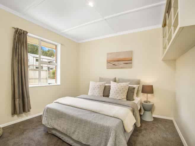 411 Kaikorai Valley Road, Bradford