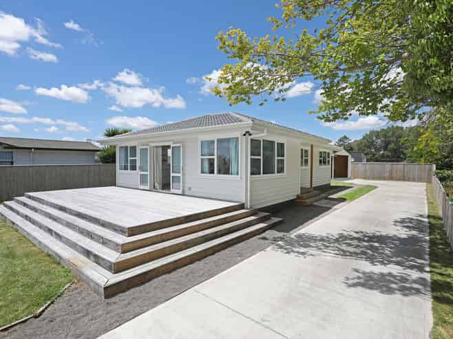 15 High Street, Bulls