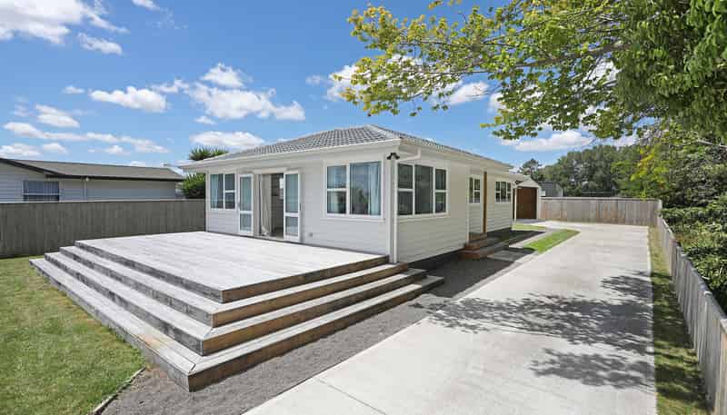 15 High Street, Bulls