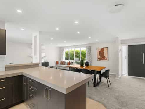 171 Cashmere Road, Cracroft