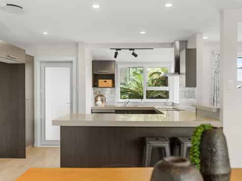 171 Cashmere Road, Cracroft