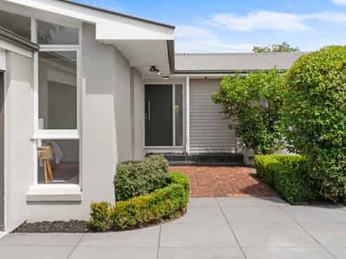 171 Cashmere Road, Cracroft