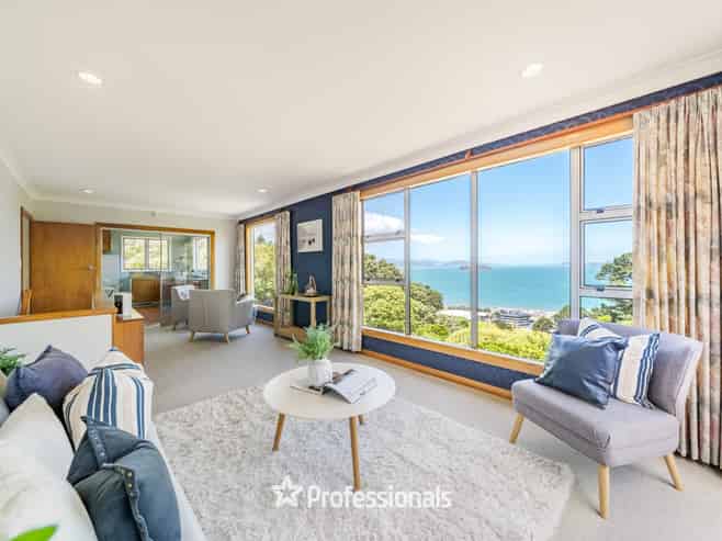 2 Singers Road, Korokoro