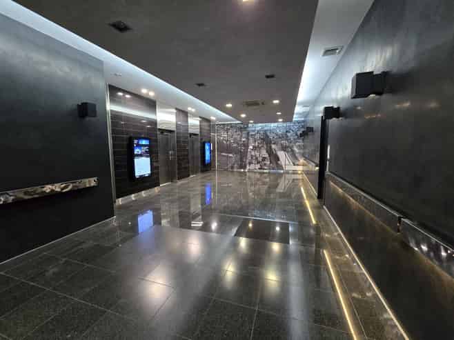 Modern Newmarket Office