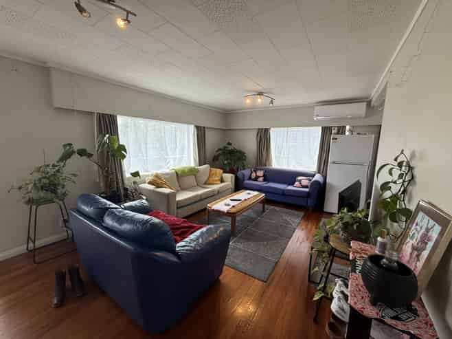 23 Happy Valley Rd, Owhiro Bay