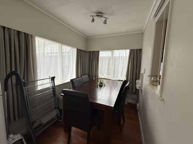 23 Happy Valley Rd, Owhiro Bay