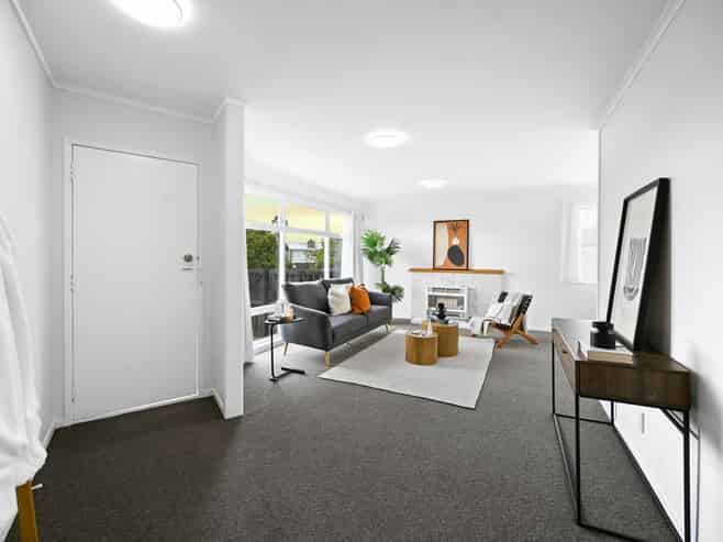 10 Pamela Place, Deanwell