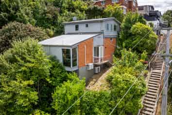 126 Queen Street, North Dunedin