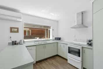 2 Surrey Lane, Levin