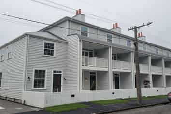 1/11 Bunyan Street, Waltham