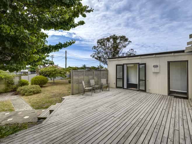 6 Ladywood Road, Bay View