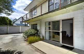 4/135  Huxley Street, Sydenham