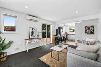 5/527 Worcester Street, Linwood