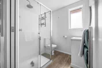 5/527 Worcester Street, Linwood