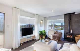 46 Norman Smith Street, Nukuhau