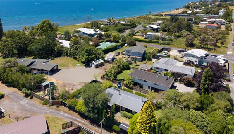 305 State Highway 1, Oruatua