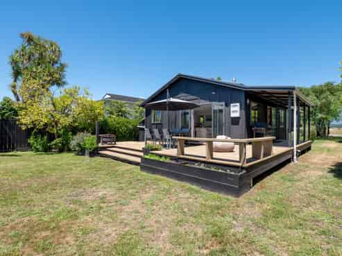 305 State Highway 1, Lake Taupo (East)