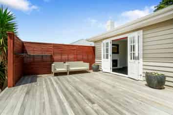 42 Bledisloe Crescent, Wainuiomata