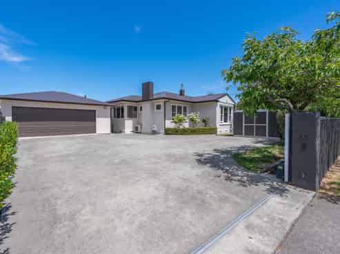 1110 Williams Street, Frimley