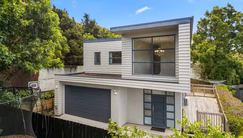 17A Tahu Crescent, Sunnynook