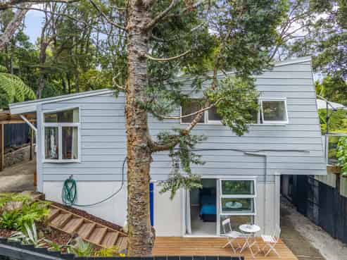 186 Atkinson Road, Titirangi