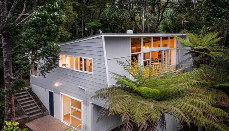 186 Atkinson Road, Titirangi