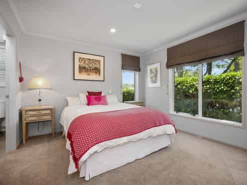 2 Barometer Way, Pyes Pa