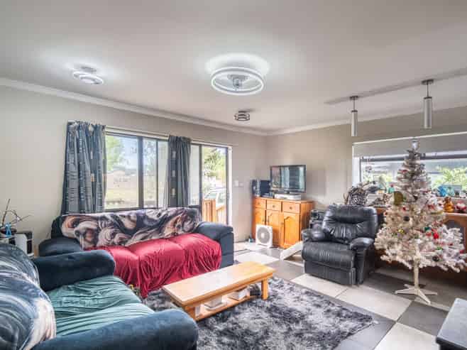 12 Tarbet Street, Flaxmere