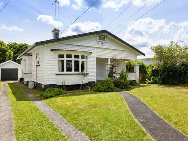 15 St Winifreds Avenue, Hamilton East