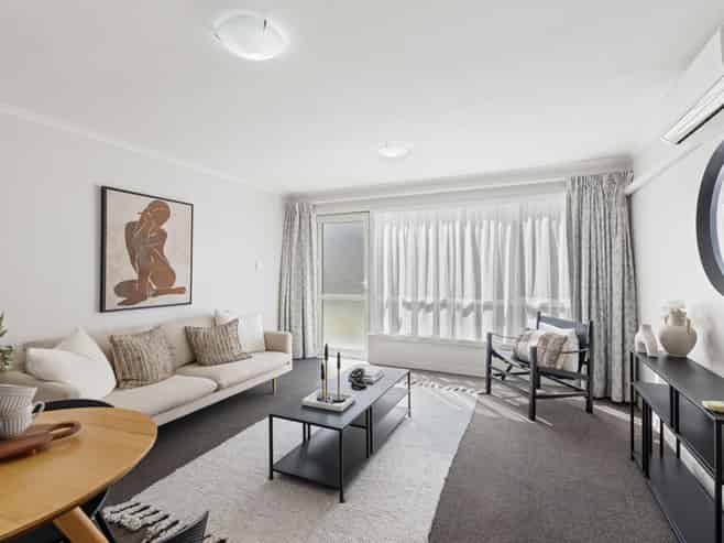 2/121A Papanui Road, Merivale