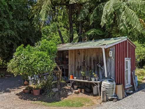 1707 State Highway 35, Torere