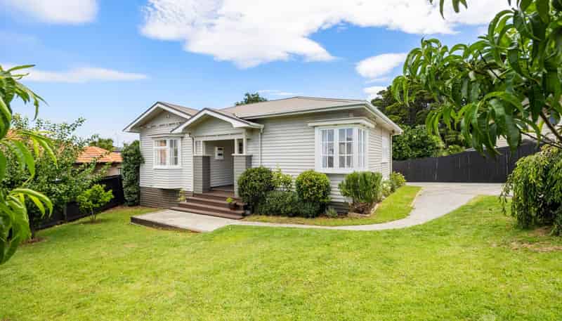 94 Alfriston Road, Manurewa