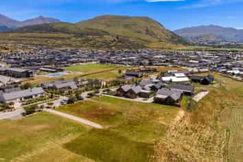 20 Cunninghams Drive, Jacks Point