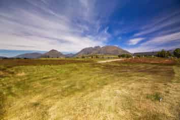 20 Cunninghams Drive, Jacks Point