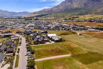 20 Cunninghams Drive, Jacks Point