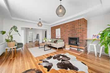 5 Turville Crescent, Newlands