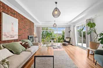 5 Turville Crescent, Newlands