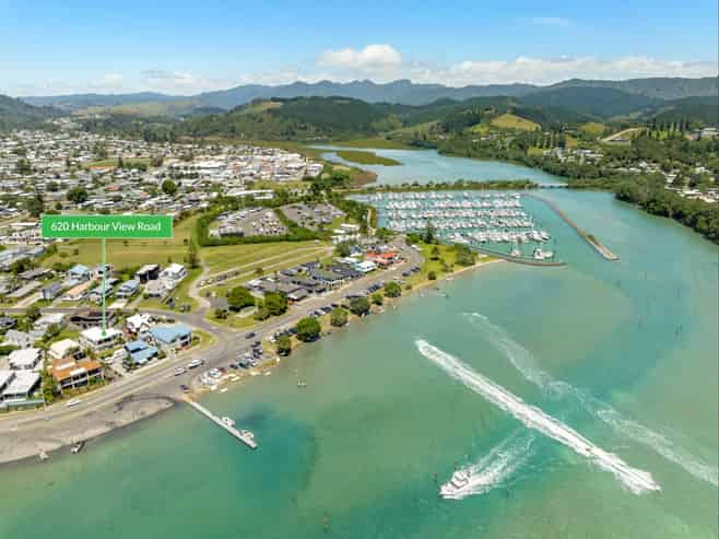 620 Harbour View Road, Whangamata