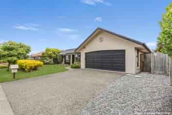 9 Ashdonleigh Grove, Stoke