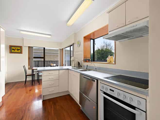 49 Fenwick Crescent, Hillcrest