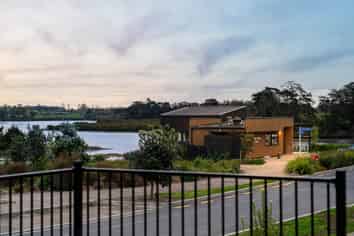 28 Evergreen Parade, Karaka