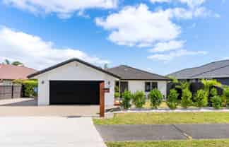 8 Reliance Crescent, Beachlands