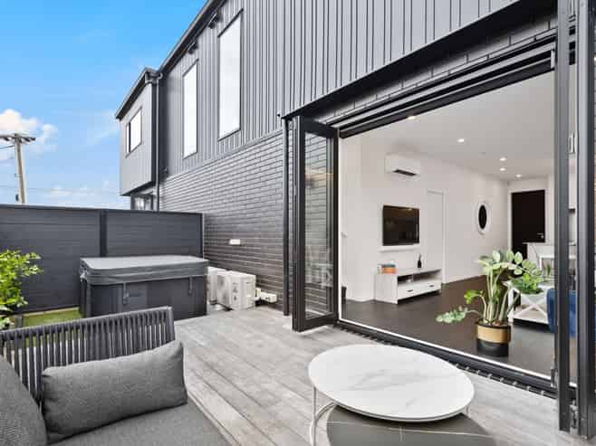 18B St Michaels Avenue, Point Chevalier