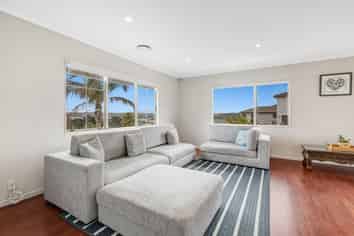 32 Canary Place, Unsworth Heights