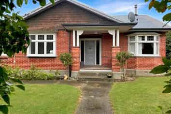 2 Thornton Street, Darfield